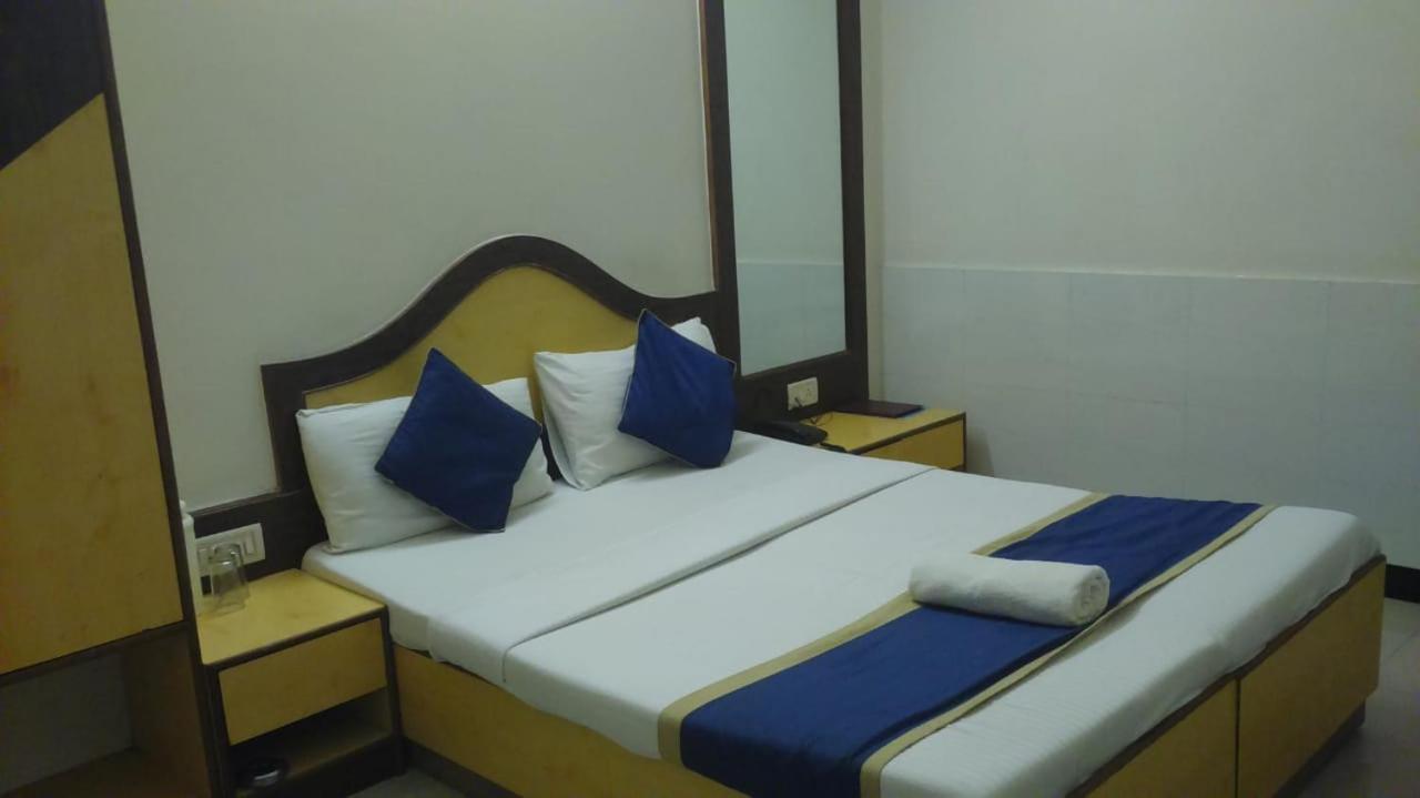 Ganga Sagar Hotel Bangalore Exterior foto